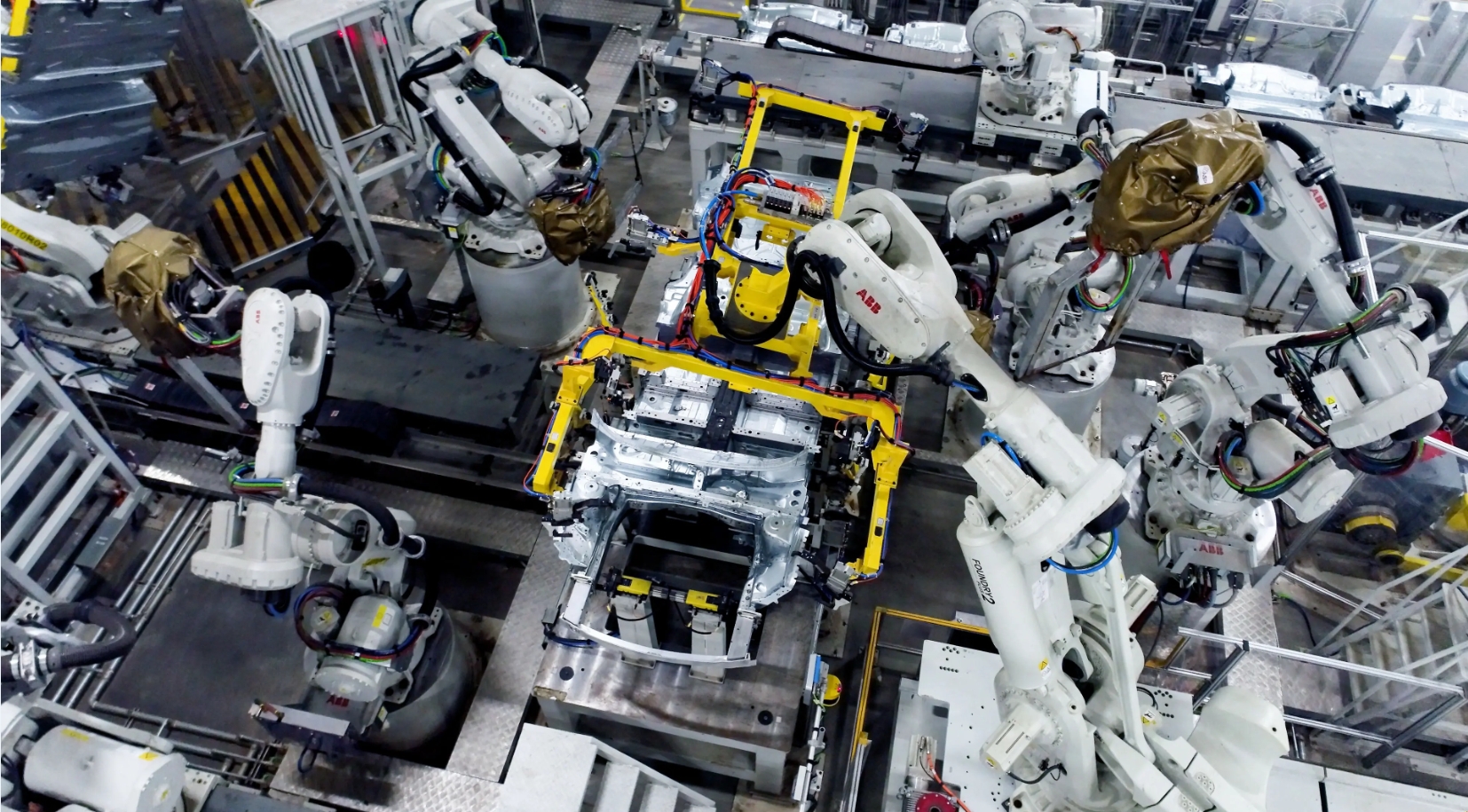 1-7月我國(guó)新能源汽車產(chǎn)銷均突破450萬(wàn)輛