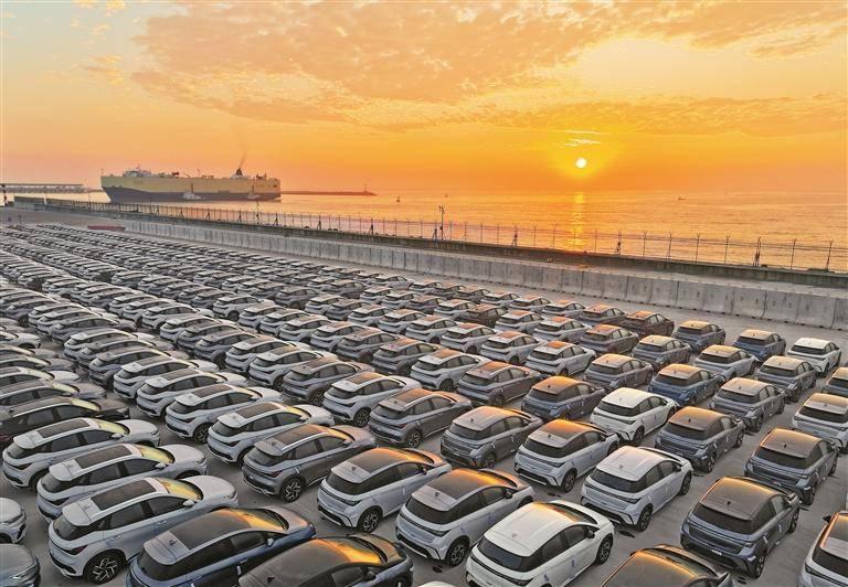 深汕特別合作區(qū)1-7月汽車制造業(yè)增勢(shì)強(qiáng)勁